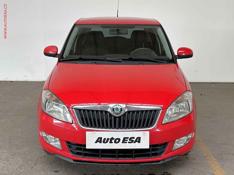 Škoda Fabia (2011) 1.2 TSi, ČR, AC - fotka 2 z 14