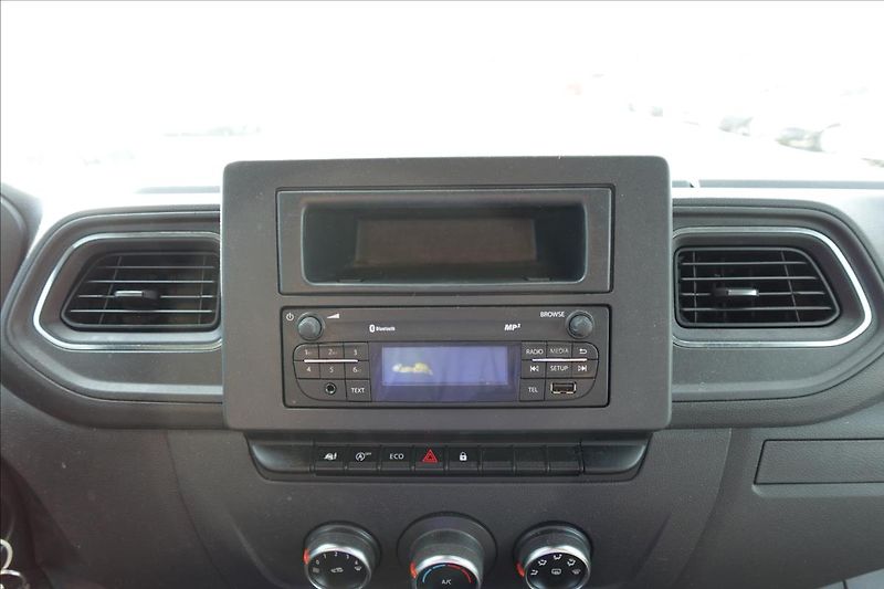 Renault Master 2,3 DCI  SKŘÍŇ CHLAĎÁK KLIMA - fotka 21 z 26