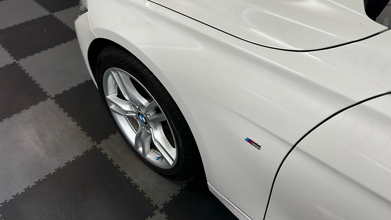 BMW Řada 3 M-PAKET/ 2 SADY GUM - fotka 11 z 44