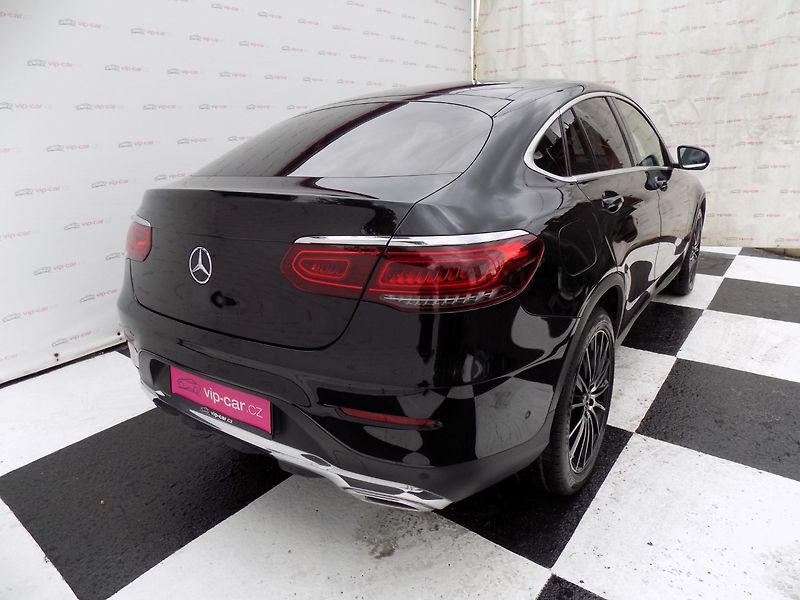 Mercedes-Benz GLC (2021) 400d/Coupé/4-Matic/Full-LED/ - fotka 7 z 43