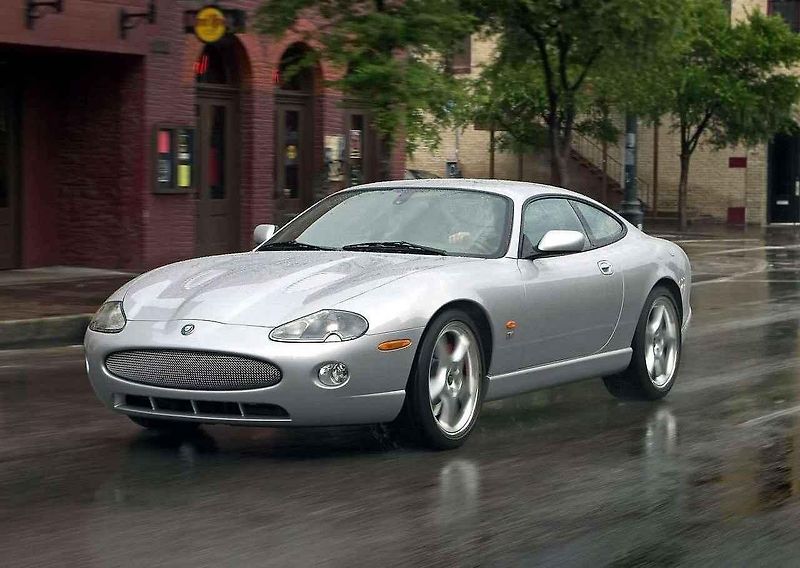 Jaguar XJR-15