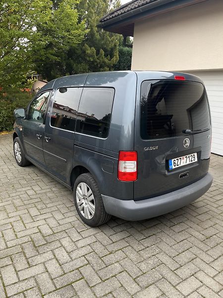Volkswagen Caddy (2010) - fotka 1 z 20