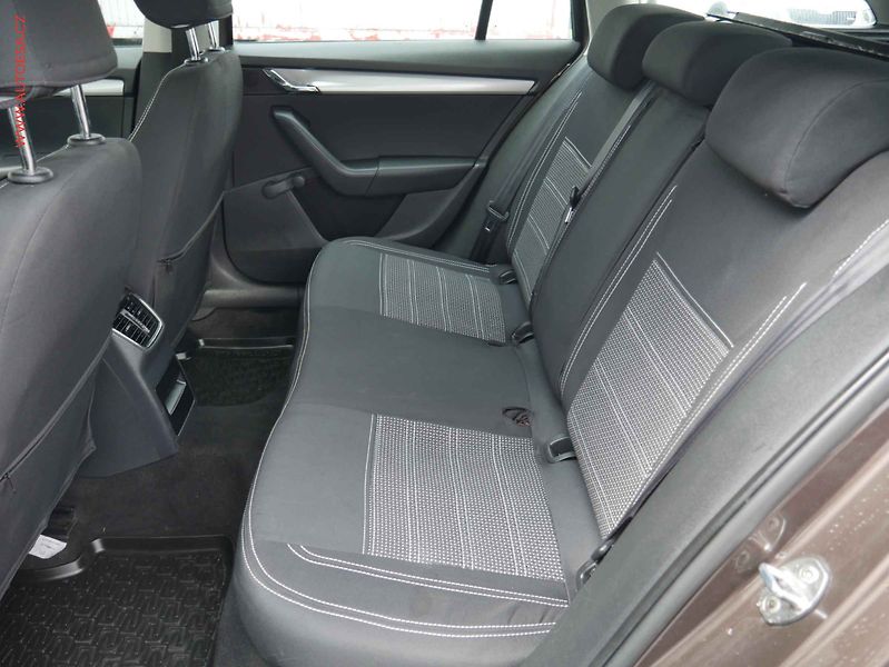 Škoda Octavia (2014) 1.2TSi, ČR, Ambition - fotka 10 z 15