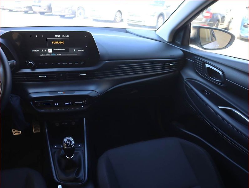 Hyundai Bayon (2025) 1.0 T-GDI, Serv.kniha - fotka 8 z 23