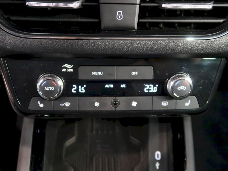 Škoda Kamiq (2025) TOP SELECTION 1.0TSI 85KW DSG - fotka 30 z 37