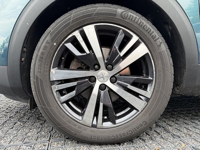 Peugeot 5008 (2017) ALLURE PureTech 130k EAT6 - fotka 11 z 39