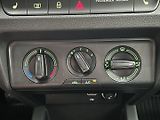 Škoda Fabia 1.0 TSI Active - náhled 14