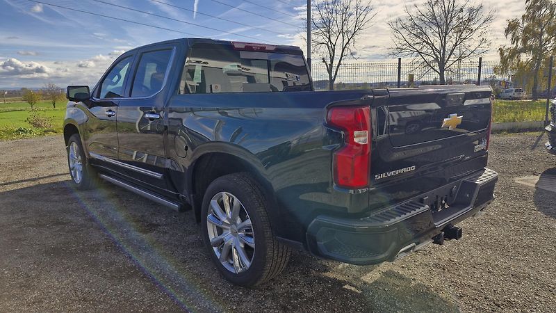 Chevrolet Silverado (2025) HIGH COUNTRY 6.2l - fotka 4 z 13