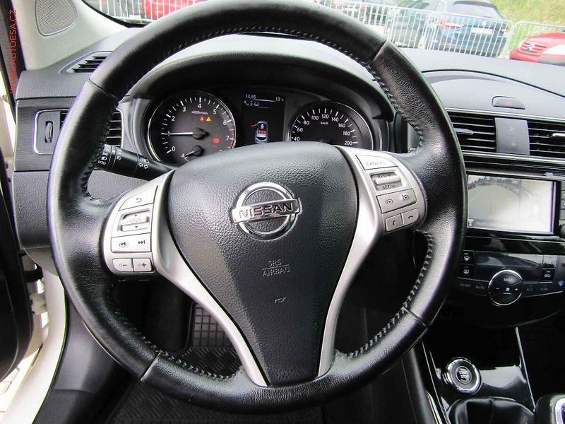 Nissan Pulsar (2015) 1.2 i, ČR, AC, xenon - fotka 11 z 15