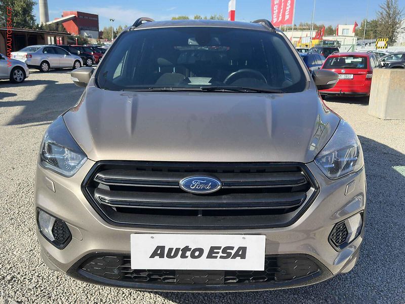 Ford Kuga (2019) 1.5EB, AC, park.čidla - fotka 2 z 22