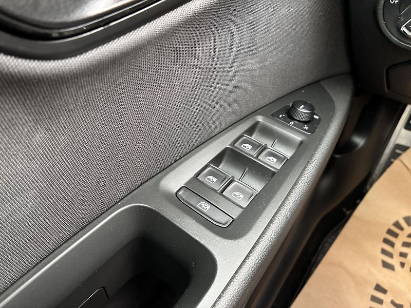 Seat Leon FR,92kW KLIMA NAVIGACE ,SERVIS - fotka 25 z 31
