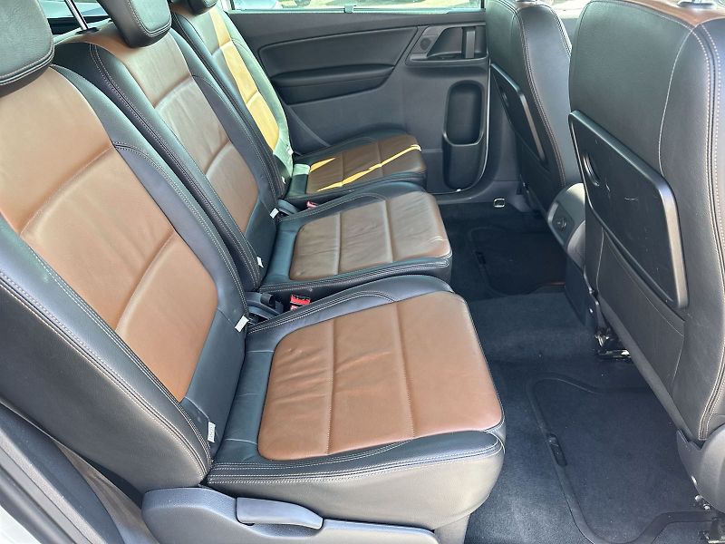 Seat Alhambra (2014) 2.0 TDI DSG Style - fotka 10 z 31