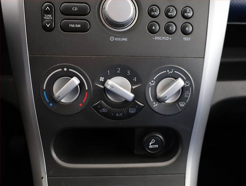 Opel Agila (2008) 1.0, nová STK, rezervace - fotka 12 z 16