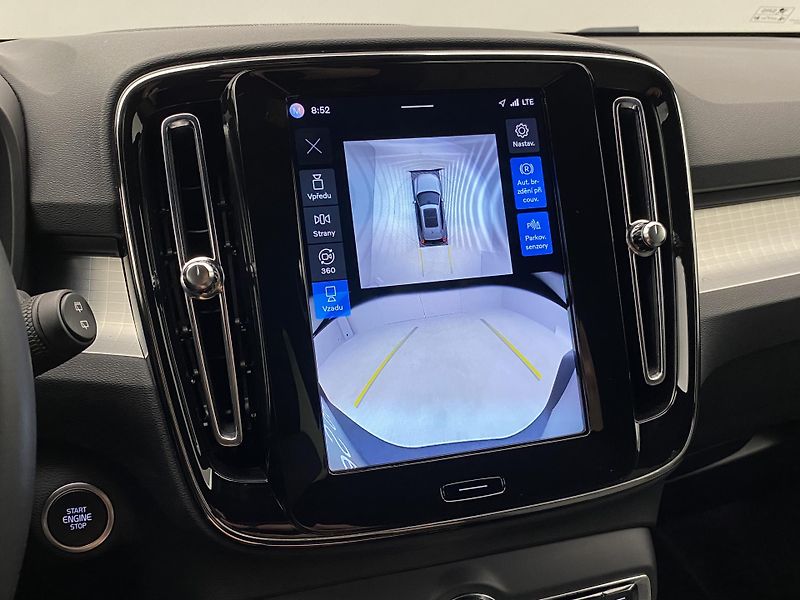 Volvo XC40 B4 DARK PLUS AUT  - fotka 54 z 56