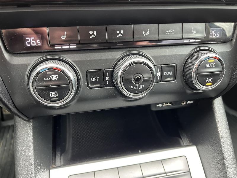 Škoda Octavia 2,0 TDi 110KW KLIMA ROZVODY - fotka 19 z 36
