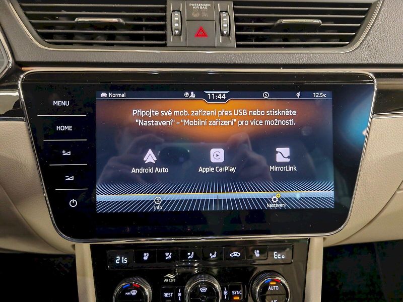 Škoda Superb (2024) iV 1.4 TSI 160 kW DSG L&K - fotka 15 z 30