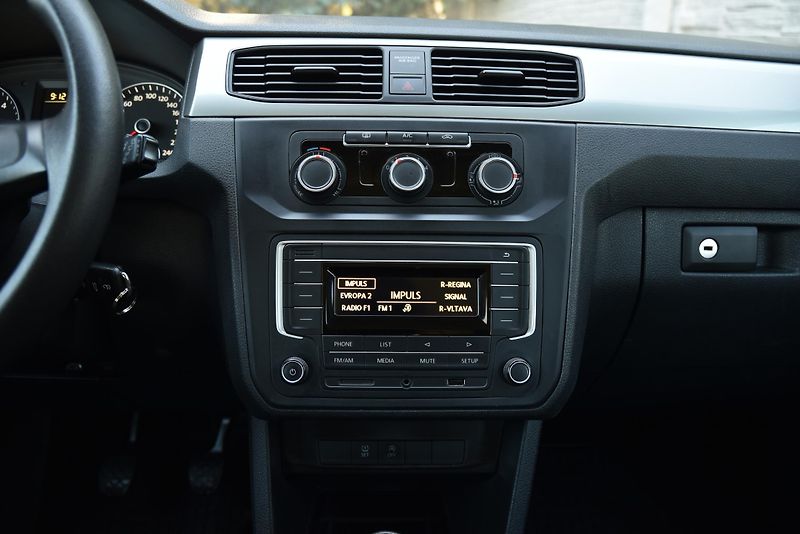 Volkswagen Caddy 2.0 TDi CR, KLIMA, TEMP, ČR - fotka 17 z 49