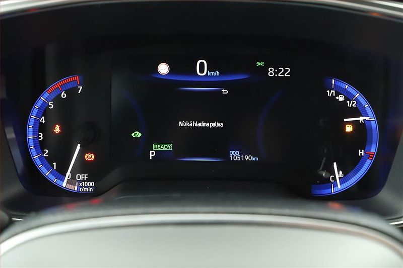 Toyota Corolla (2021) 1.8 Hybrid, Automat, ČR,1.maj - fotka 10 z 20