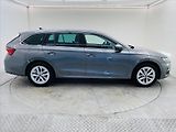 Škoda Octavia 1,5 TSI M-HEV 110kW DSG Top Se - náhled 26
