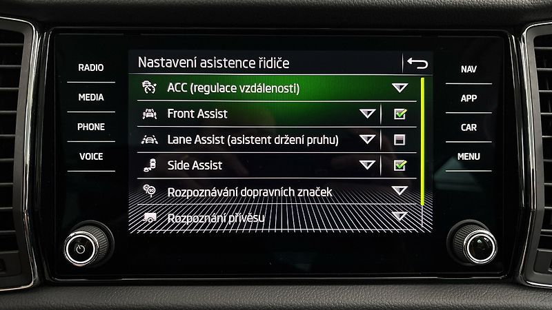 Škoda Kodiaq 2.0 TDI DSG 4x4 L&K - fotka 29 z 34