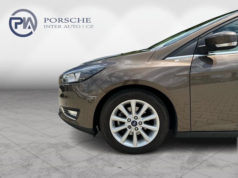 Ford Focus 1.5 TDCI 88KW - fotka 9 z 17