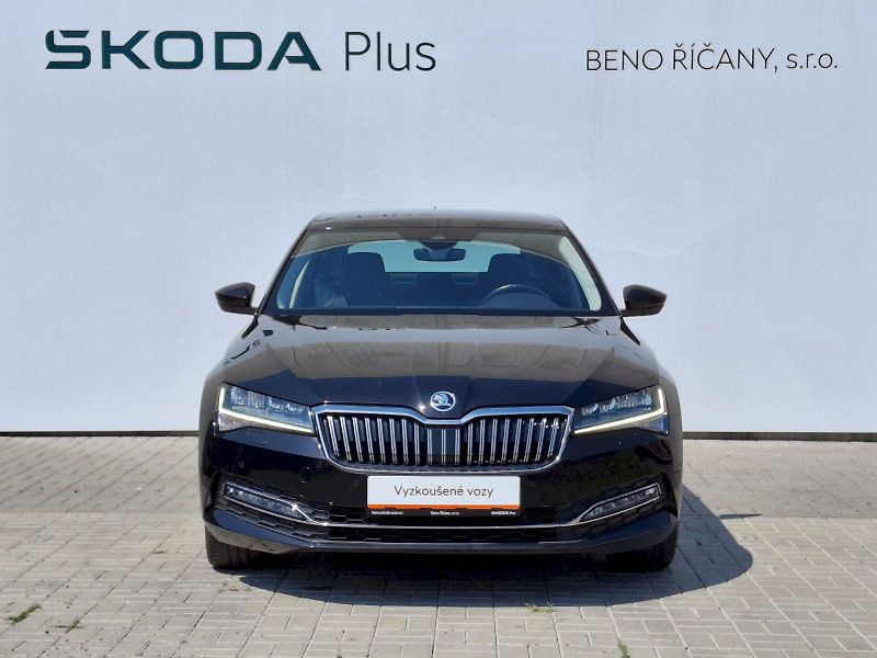 Škoda Superb (2022) Style Plus Top DSG 2,0TSi 140k - fotka 4 z 35