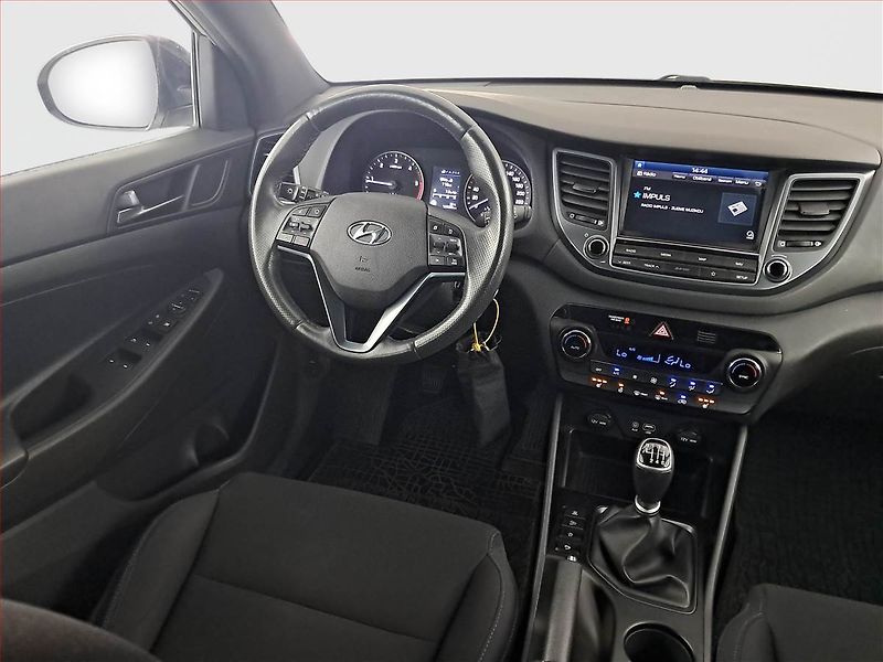 Hyundai Tucson (2018) Trikolor 1.7 CRDi, ČR,1.maj - fotka 7 z 18