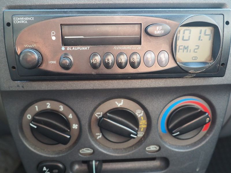 Hyundai Accent (2006) 1.4i, 63kW, AC - fotka 24 z 29