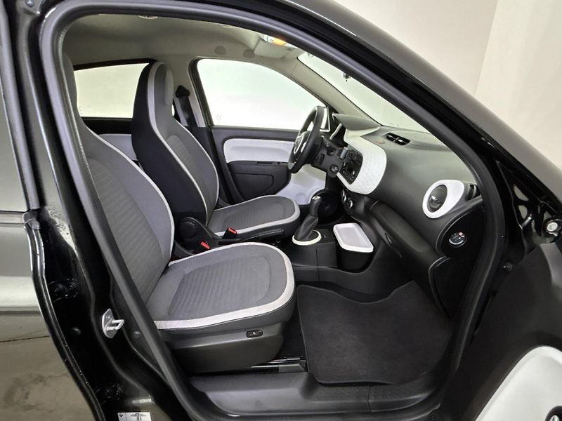 Renault Twingo Hatchback - fotka 9 z 25