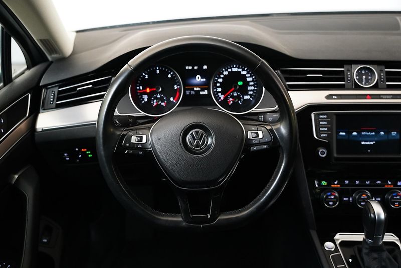 Volkswagen Passat - fotka 17 z 24