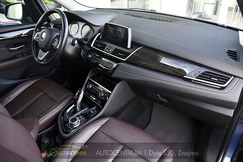 BMW Řada 2 216d GRAN TOURER ČR 1.MAJ - fotka 15 z 49