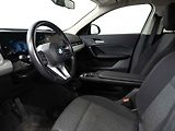 BMW X2 sDrive20i - náhled 11