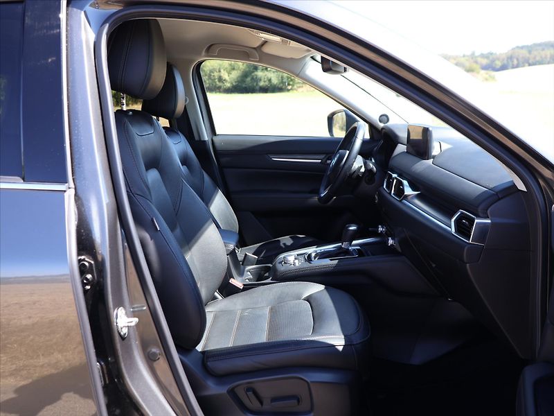Mazda CX-5 2,5 G194 Aut. AWD Top DPH CZ - fotka 12 z 33