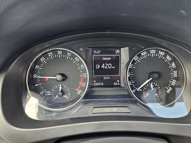 Škoda Rapid (2016) 1.4tdi 66kw, SPLÁTKY  - fotka 15 z 25