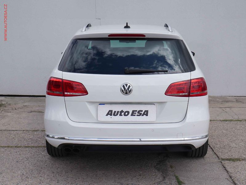 Volkswagen Passat (2011) 2.0 TDi, ČR, Comfortline, DSG - fotka 5 z 18