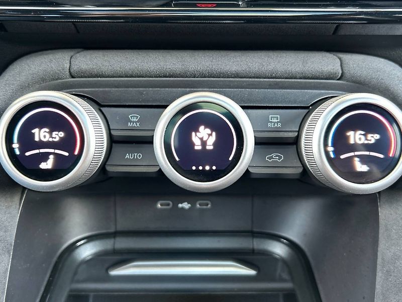 Škoda Kodiaq (2025) 2.0 TDI 7DSG Sportline - fotka 27 z 35