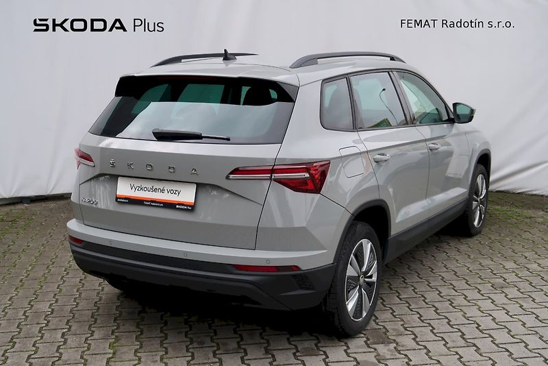 Škoda Karoq (2023) Style Plus 1,5 TSi/110 kW DSG - fotka 2 z 30