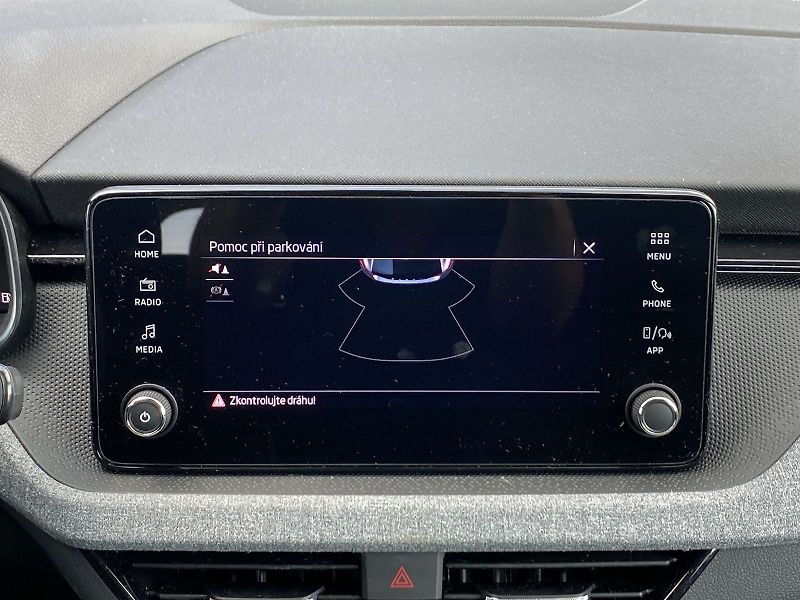 Škoda Scala (2025) 1.0 TSI Selection - fotka 12 z 33