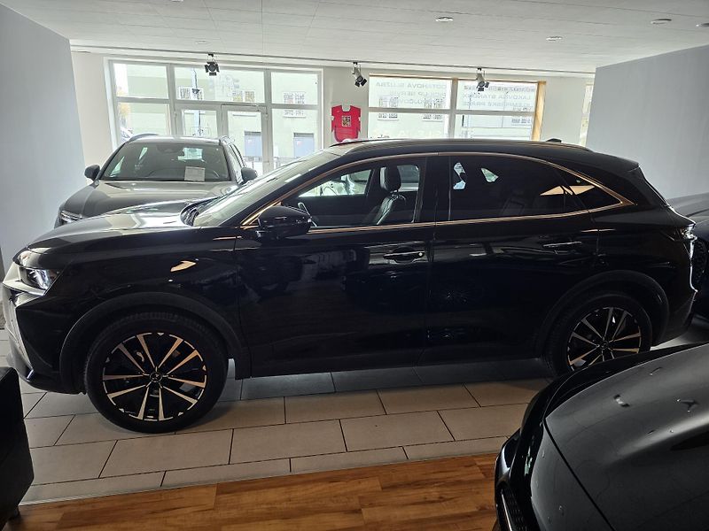 DS Automobiles DS7 Crossback 1.5 BlueHDi 130 EAT8 Rivoli CZ - fotka 7 z 25
