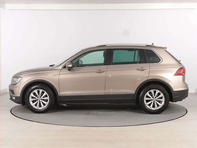 Volkswagen Tiguan (2019) 1.5 TSI, ČR,1.maj, Serv.kniha - fotka 3 z 12