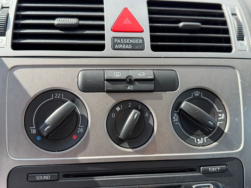 Volkswagen Touran 1.9TDi 77kW*TAŽNÉ* KLIMA - fotka 24 z 24