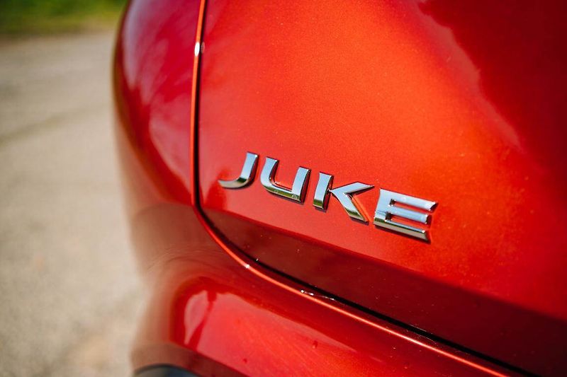 Nissan Juke (2024) 1.0 DIG-T, STK, KLIMA, ZÁRUKA - fotka 12 z 24