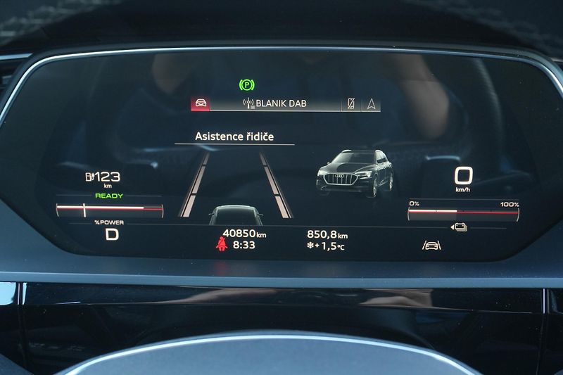 Audi e-tron S 370 kW Quattro, SoH 95,6%  - fotka 21 z 39