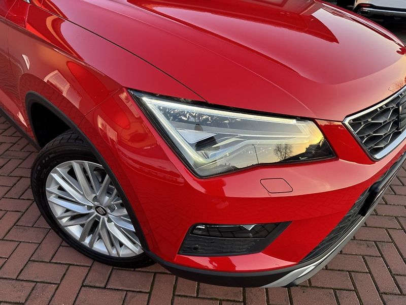 Seat Ateca (2016) 1.4TSi DSG LED Navi Kamera - fotka 34 z 48