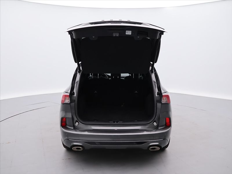 Ford Kuga 1,5 EB 110 kW ST-Line 1.Maj. - fotka 9 z 26