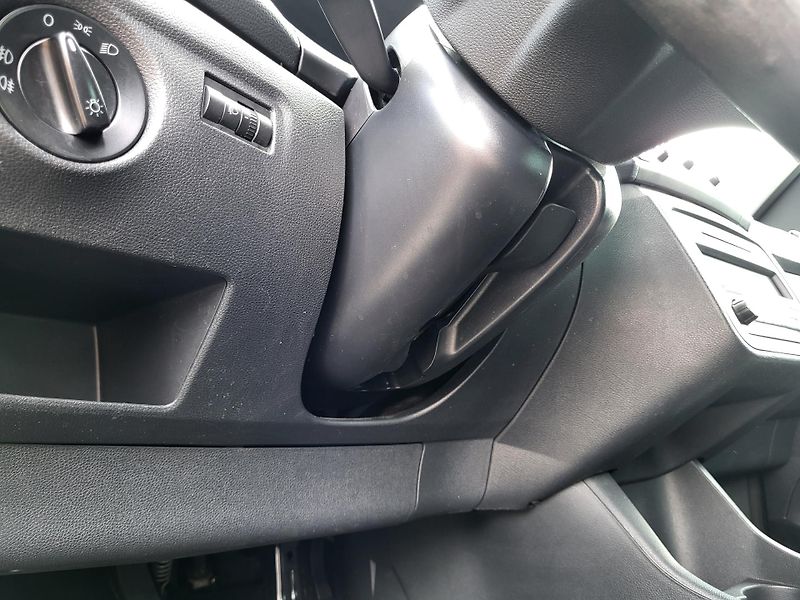 Škoda Roomster 1.2 TSI 63kW AMBIENTE - fotka 21 z 43