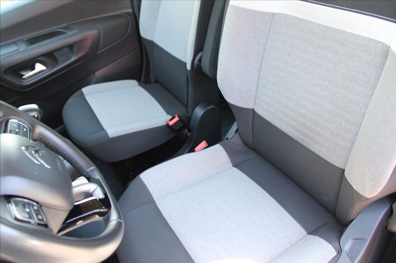 Citroën Berlingo 1,5 HDi  ČR,1.MAJITEL,DPH,XL - fotka 20 z 35