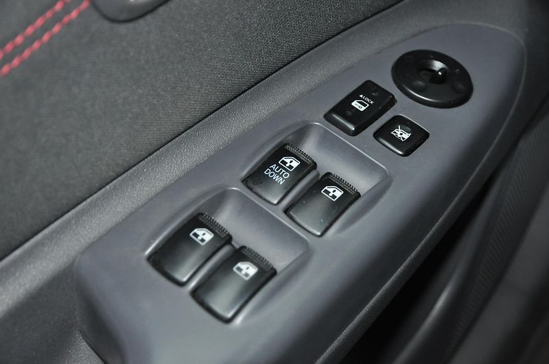 Kia Rio 1.4i 71kW 5dv. - fotka 10 z 13