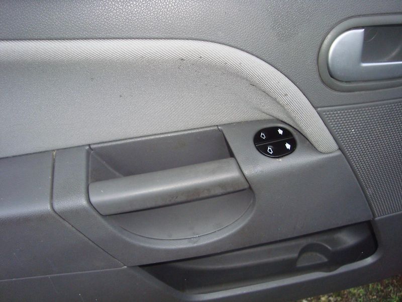 Ford Fiesta (2002) 1,4TDCI - fotka 10 z 17