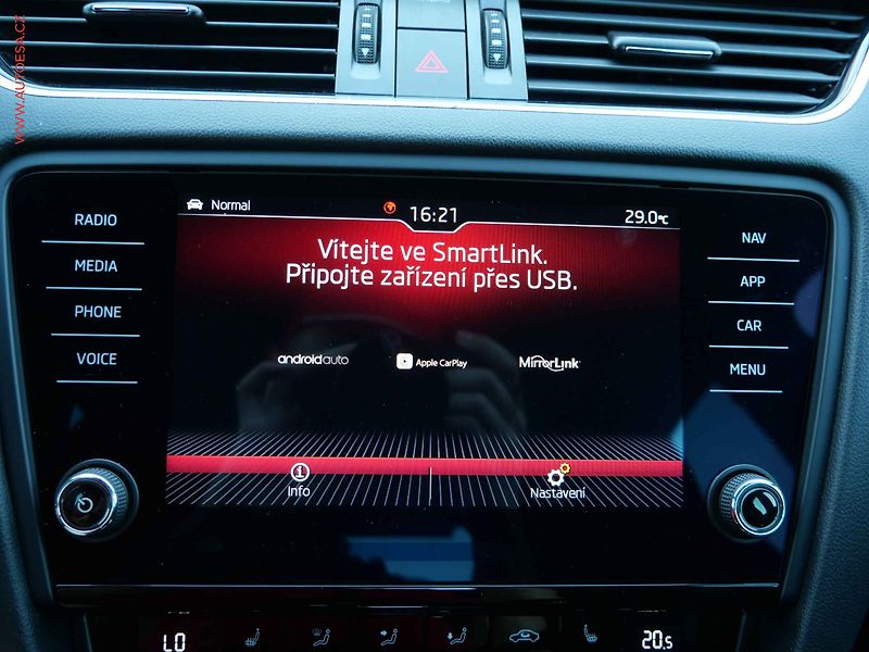 Škoda Octavia (2019) 2.0 TDi, 2.maj,ČR, RS, DSG - fotka 23 z 26